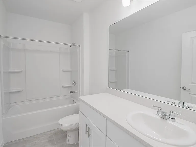 2068 Babbling Brook Blvd — Photo 17