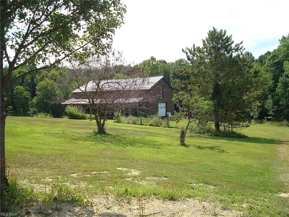2nd image of 119 S Ridge Rd E