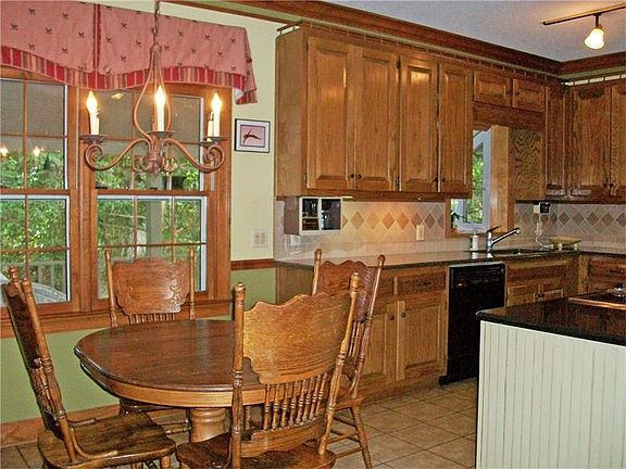 5th image of 535 Keeler Woods Dr