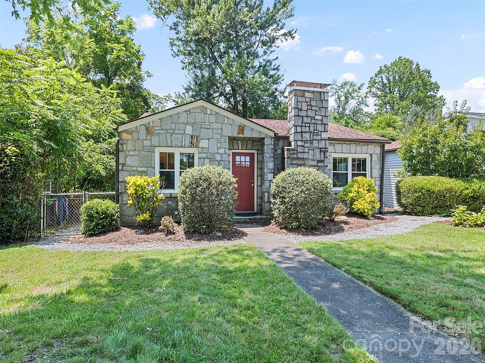 1st image of 1909 Arlington Pl