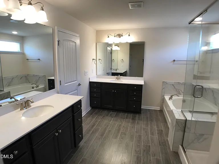 517 Hillman Bnd — Photo 19