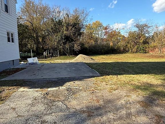 4th image of 175 9th St