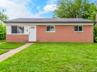 21732 Wellington Ave, Warren, MI 48089