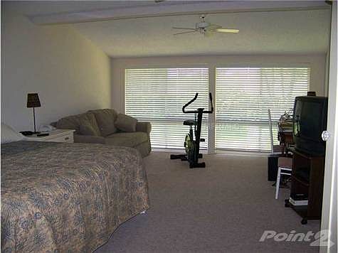 5th image of 21 Canterbury Dr
