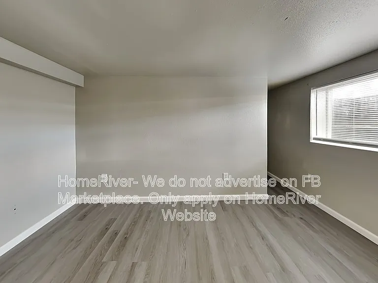 2329 W Sanson Ave — Photo 14
