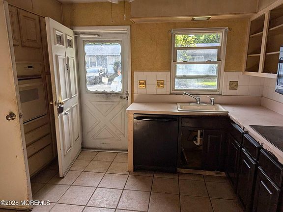 5th image of 315D Coventry Court