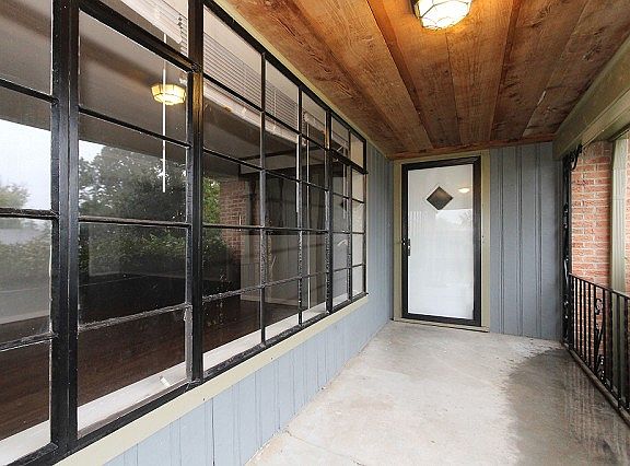 Beautifully updated Midtown home