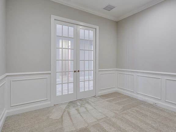 5th image of 117 Freshwater Dr