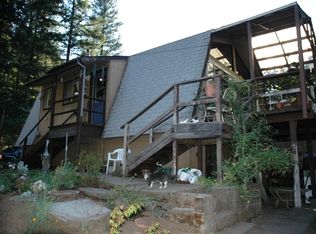 1530 Lower Elk Creek Rd, Happy Camp, CA 96039