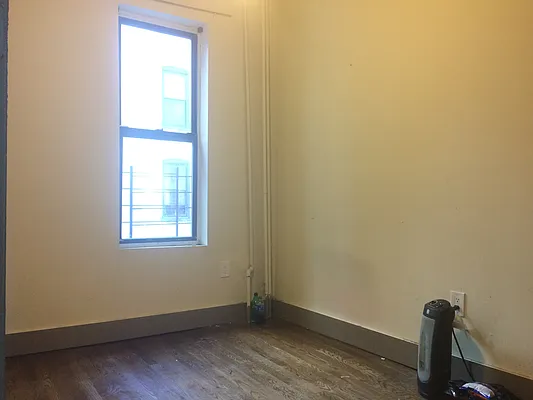 Rented by East Williamsburg Realty Inc | media 31