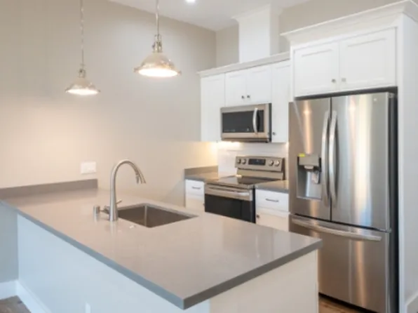 1135 4th St #207, San Rafael, CA 94901