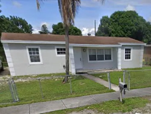 2885 NW 155th Ter Photo 1