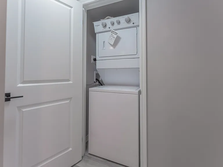 389 Melanie Ave #2 — Photo 9