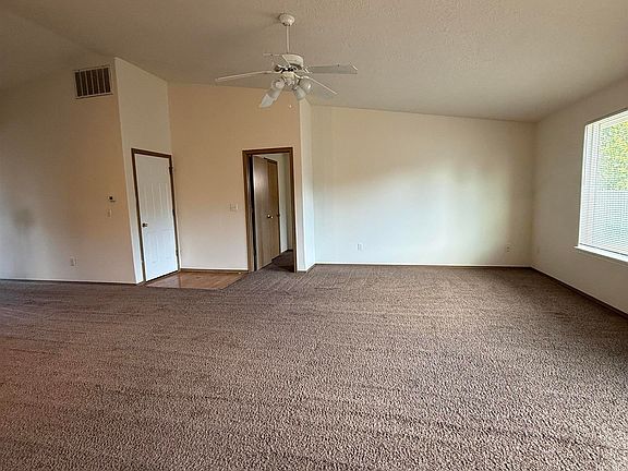 4th image of 4242 Grayce Ct SE