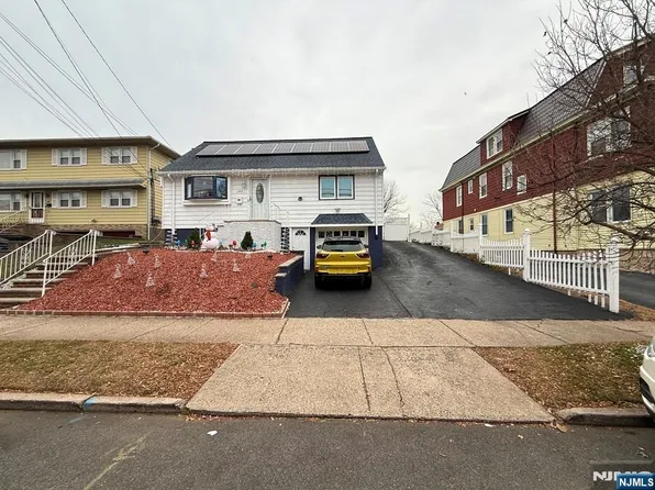 158-160 Dundee Ave, Paterson, NJ 07503