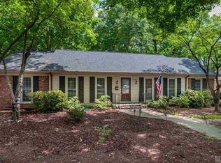 5627 Sharon Rd, Charlotte, NC 28210