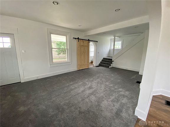 5th image of 1700 Nicklin Ave