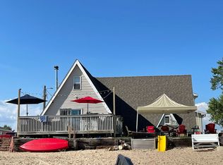 18 Jarecki Lake, Columbus, NE 68601