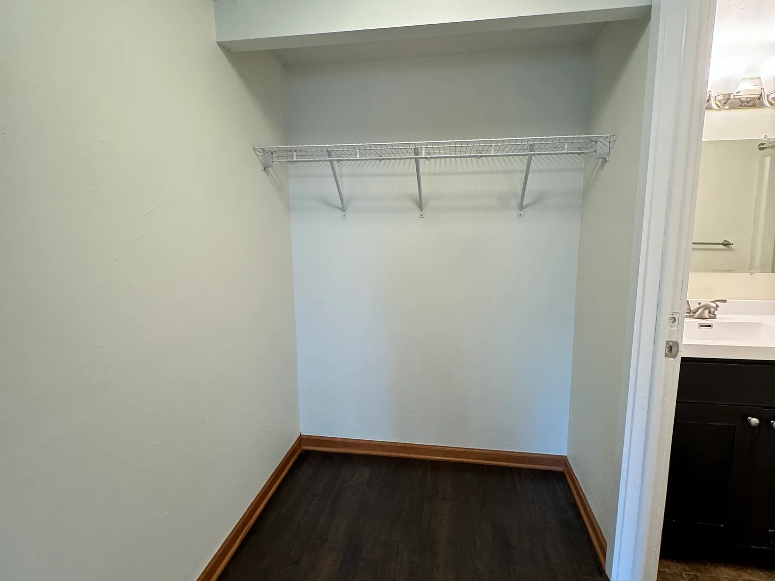 Studio, 350 sqft, $1,010 — Photo 3