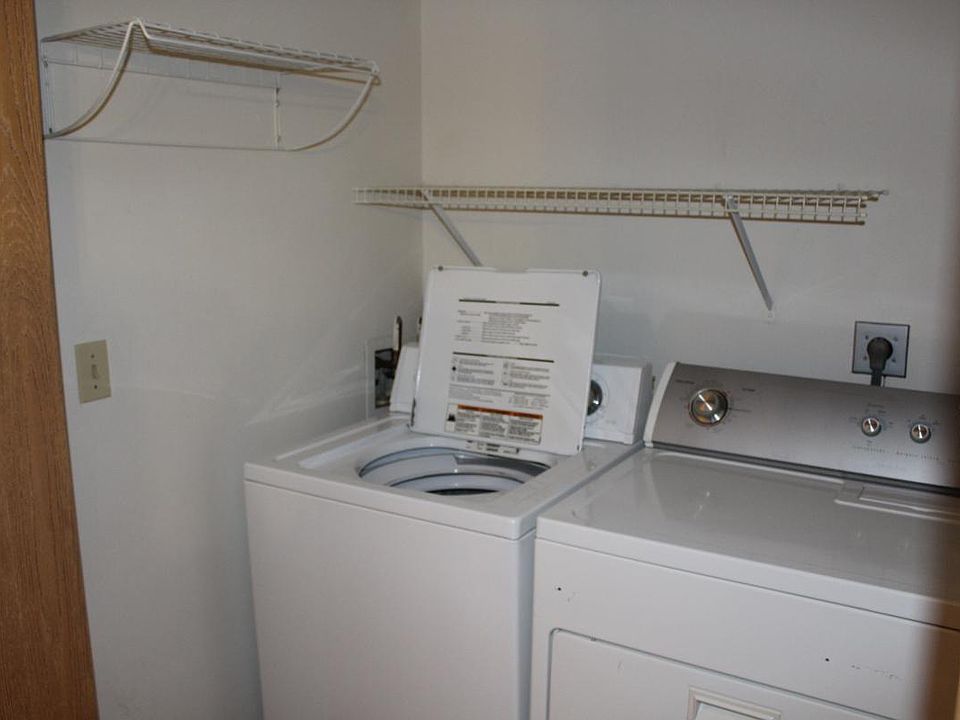 Laundry (First Floor)