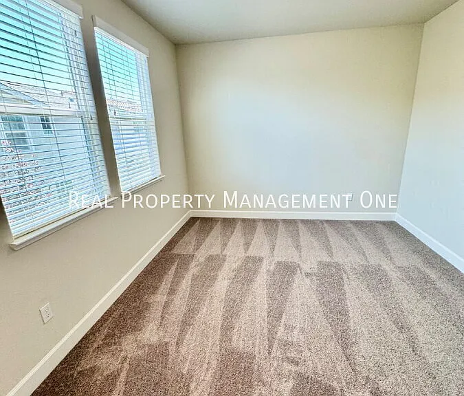 407 Ghiggeri Dr — Photo 27