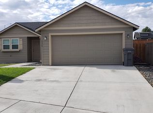 9378 W 5th Pl, Kennewick, WA 99336