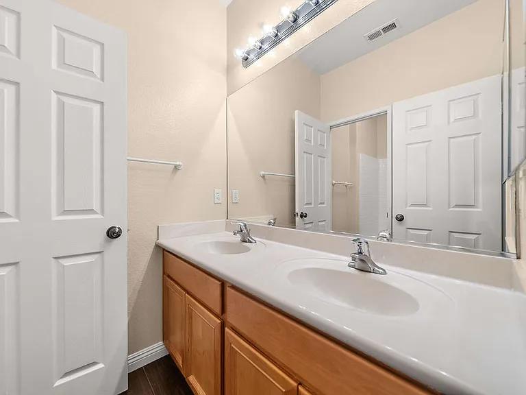 209 Canyon Creek Way — Photo 29