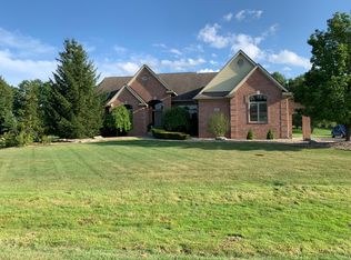 4475 Loon Harbor Ln, Linden, MI 48451