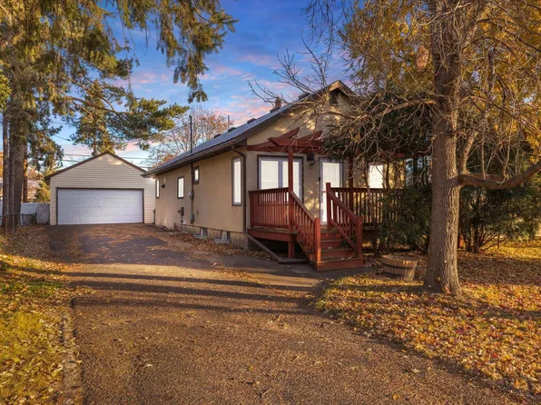 1139 County Road B W, Roseville, MN 55113