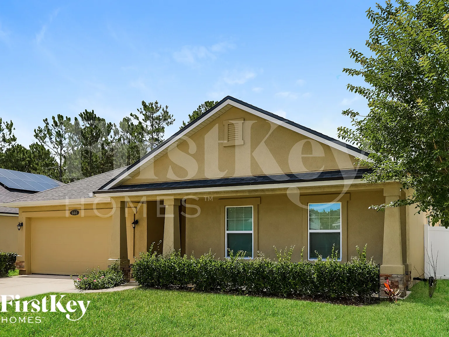 4 bed, 2.0 bath, 1861 sqft, $2,295 — Photo 2