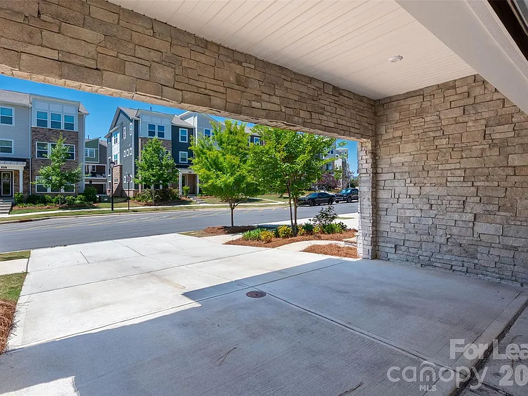 1630 Unison Dr #135 — Photo 33