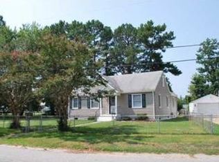 8 Chatham Rd, Portsmouth, VA 23702