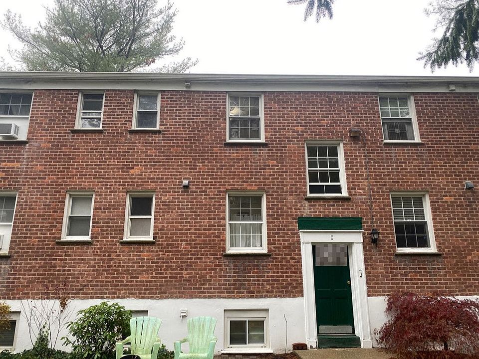 1st image of 31 Fieldstone Dr APT A1