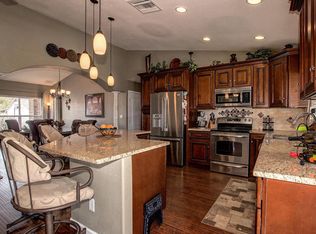 855 E Hackamore St, Mesa, AZ 85203