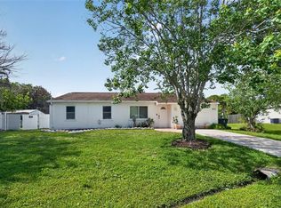 2832 SE Gantry Ct, Port Saint Lucie, FL 34952