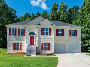5120 Roxton Ln, Douglasville, GA 30135