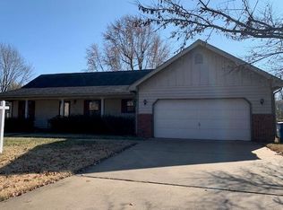 1410 E 30th St, Joplin, MO 64804