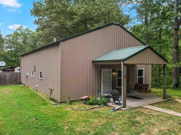 3748 Stewart Ln, Marion, IL 62959
