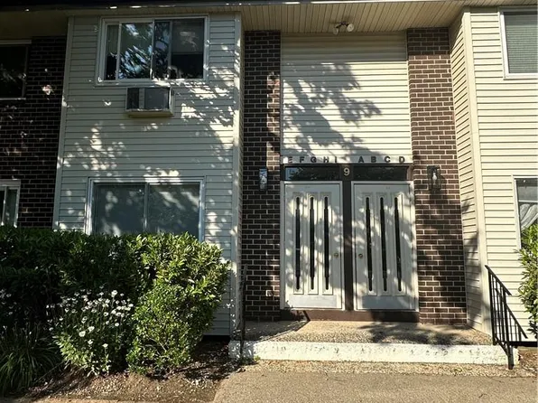 9 Blue Hill Commons Drive #I, Orangeburg, NY 10962