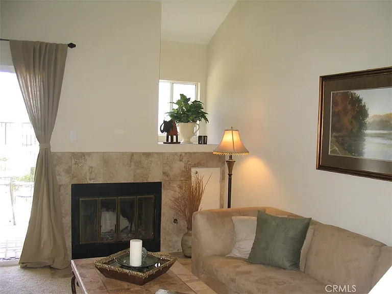 27377 Paseo Laguna — Photo 3