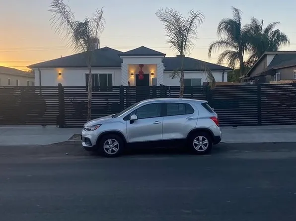 6431 Radford Ave, North Hollywood, CA 91606