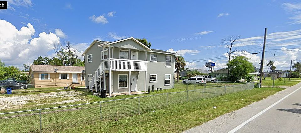 1st image of 5467/5469 2nd Ave