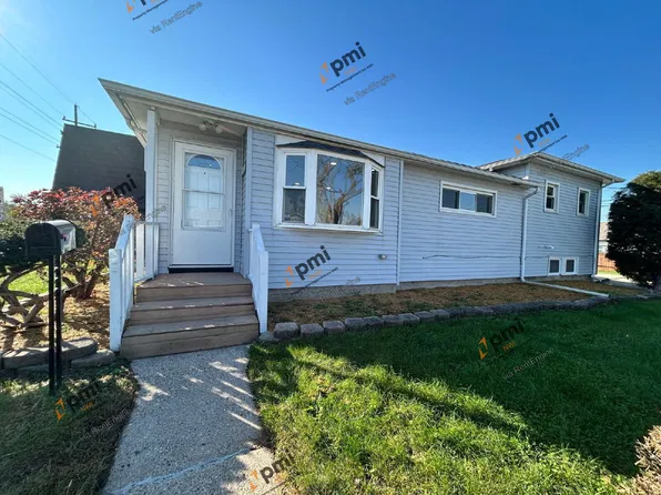 8228 Kennedy Ave, Highland, IN 46322