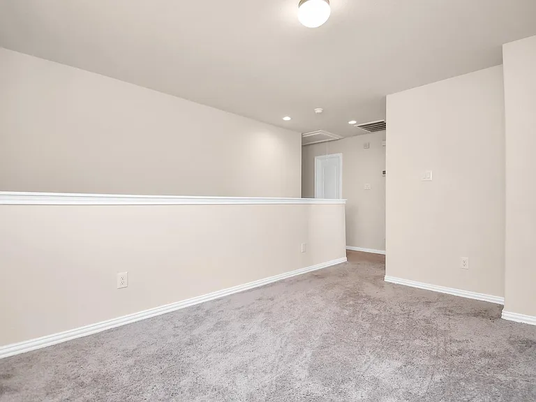 2217 Windy Grove Dr — Photo 15