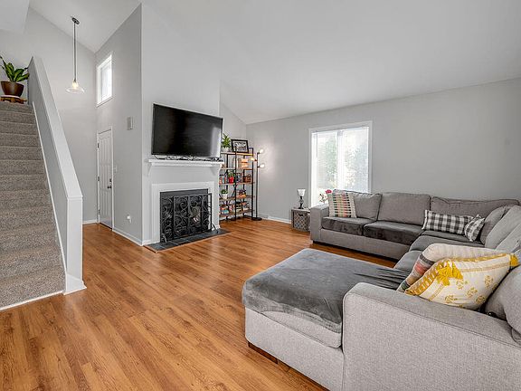 5th image of 1140 Bay Meadows Dr