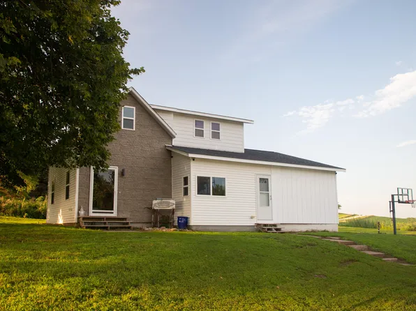 35003 Elmtree Rd, Carson, IA 51525