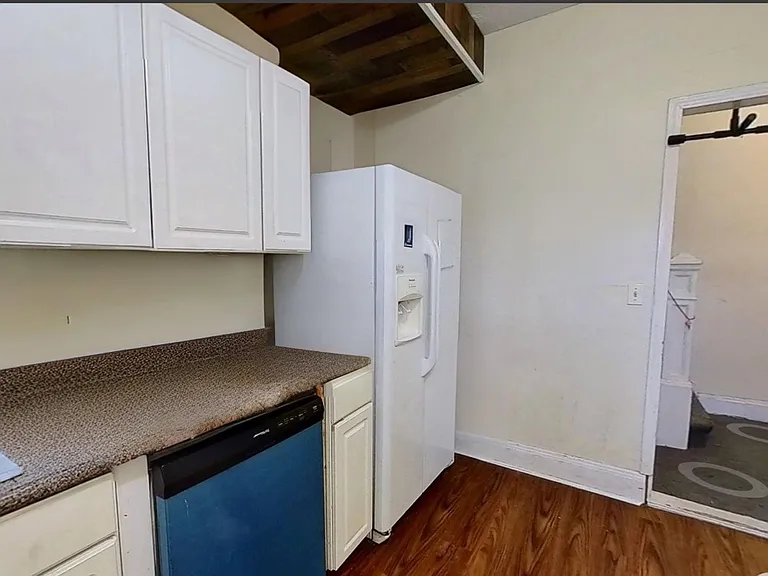 2545 Vestry Ave — Photo 8