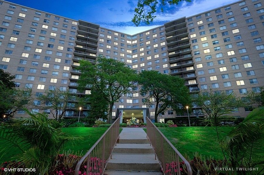 1st image of 7033 N Kedzie Ave APT 408