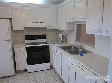 4th image of 1025 SE 2nd Ave APT 402