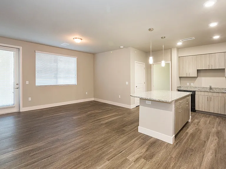 The Overlook at Interquest Apartments — Photo 43